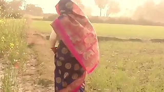 Everbest Village Homemade XXX Rough Painful Fuck PORN Alongside HINDI